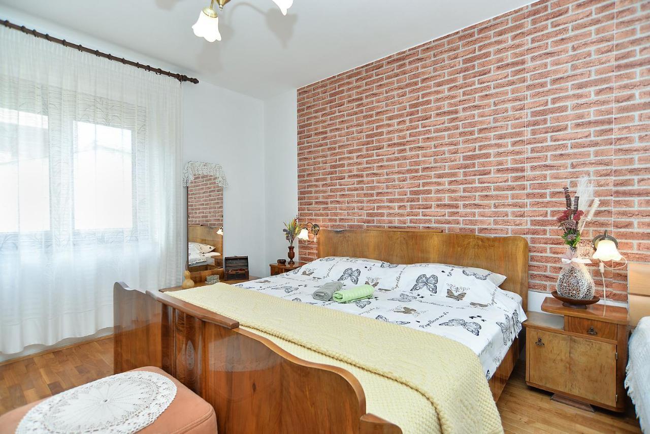 Vilim 2226 Apartman